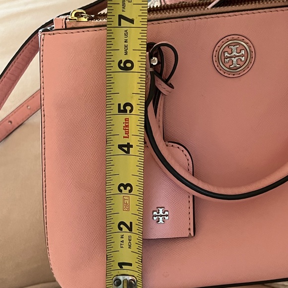 Tory Burch Robinson double zip bag - Picture 14 of 16